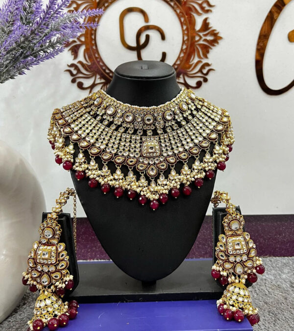 Maroon Color Gold Plated Jadau Kundan Necklace Set